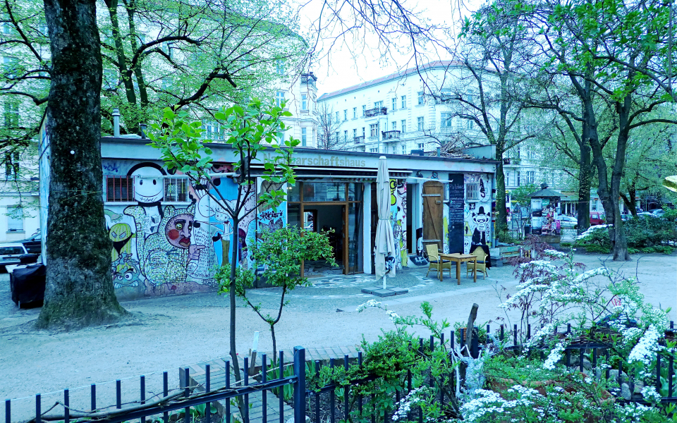 Platzhaus Helmholtzplatz